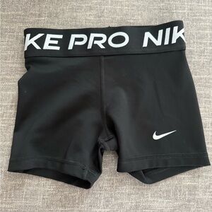 Girls Nike Pro shorts, black size S